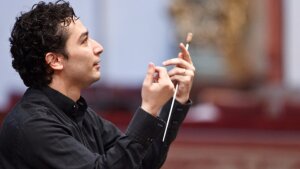 Zahraniční dirigenti na BHS:  Orozco-Estrada, Urbański, Jacobs, Shani a ďalší