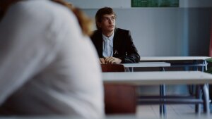 Festival v Benátkach uvedie maďarsko-slovenský film Vysvetlenie na všetko