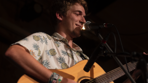 Umelec bedña: Pri slam poetry musí mať divák otvorenú myseľ