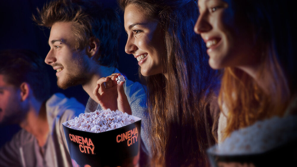 Júlové novinky v CINEMA CITY vás zabavia, vystrašia a vezmú aj do minulosti