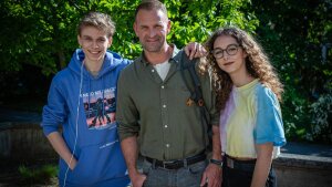 Filmová novinka Nikdy nehovor nikdy mieri na plátna kín. Pozrite si trailer