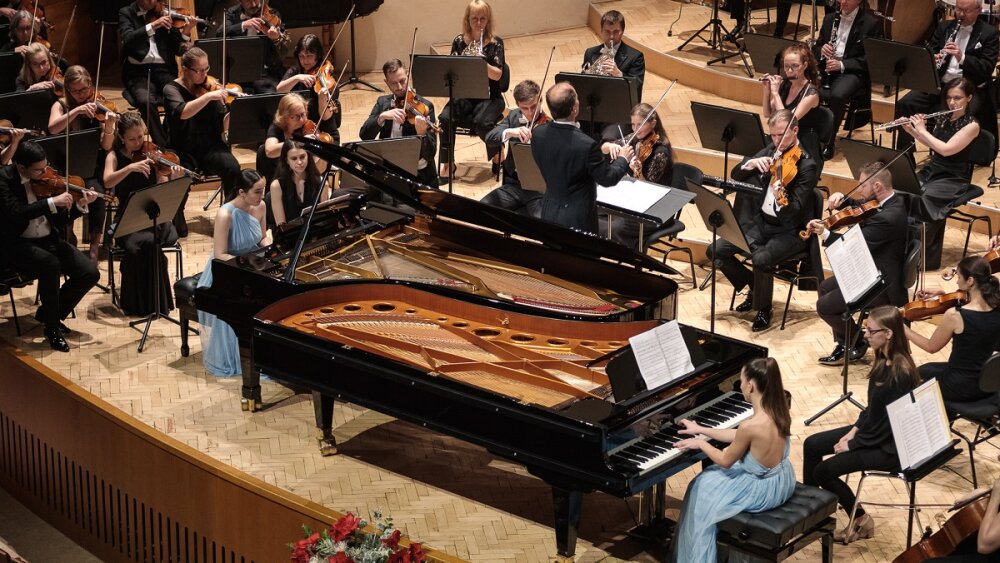 Študenti ako plnohodnotní hráči v orchestri