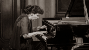 Utorkový klavírny recitál v Redute: Zuzana Niederdorfer