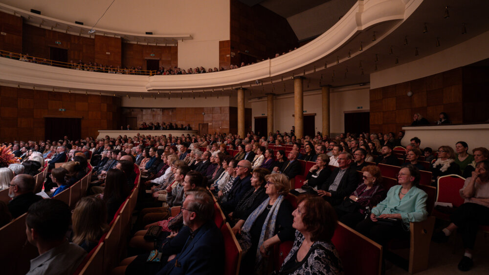 VEREJNÁ GENERÁLKA - HUDOBNÁ KOLEKCIA: JAR, LETO
