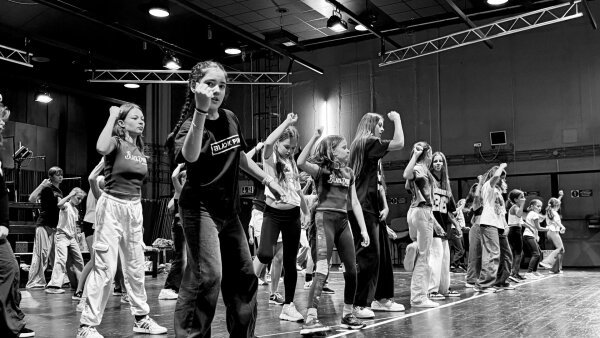 K-pop workshop s RDS Art Group