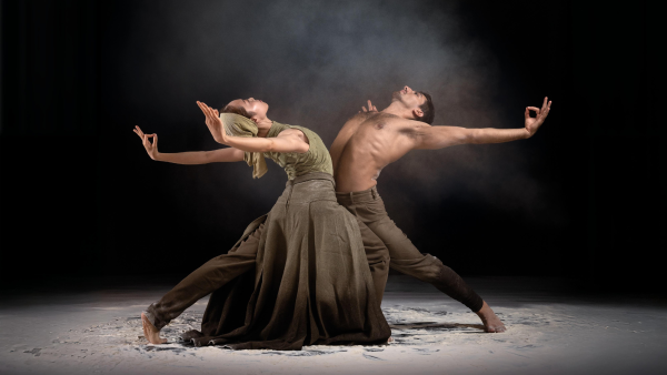 Akram Khan: KAASH (Keby len) / DUST (Prach)