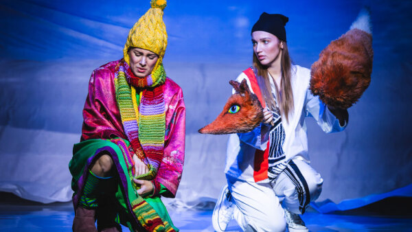 Líška s dúhovými očami