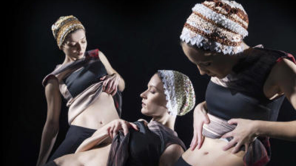 PUPEK - Všetko medzi východom a západom