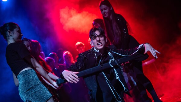 VLÁKNA - DIVADELNÝ ATELIÉR NDKE