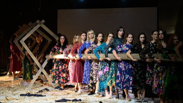 Jak jeleň budeš si tam chodiť