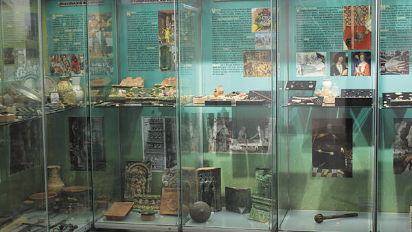 Archeologické múzeum - Život na hradoch a hrádkoch