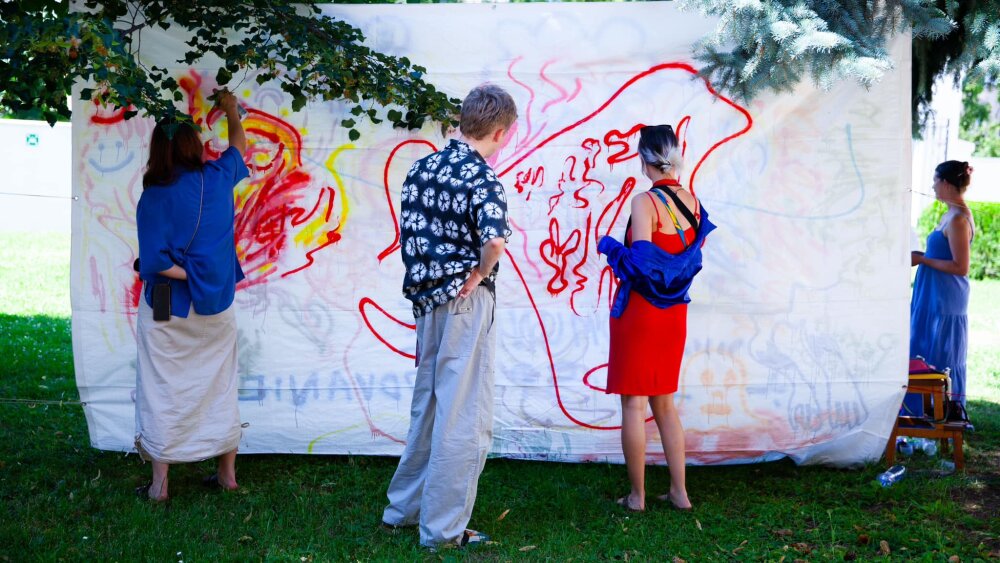 Sprievodn∞ program poƒas festivalu v Galérii Jána Koniarka.jpg