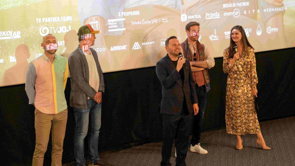 Slávnostná premiéra Po večierke_foto Bontonfilm2 .jpg