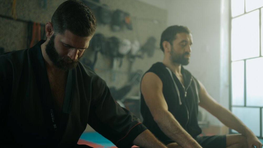 Bojovník_Úlohou Jiřího Procházku je dať Hoffovi do poriadku hlavu_zdroj Bontonfilm.jpg