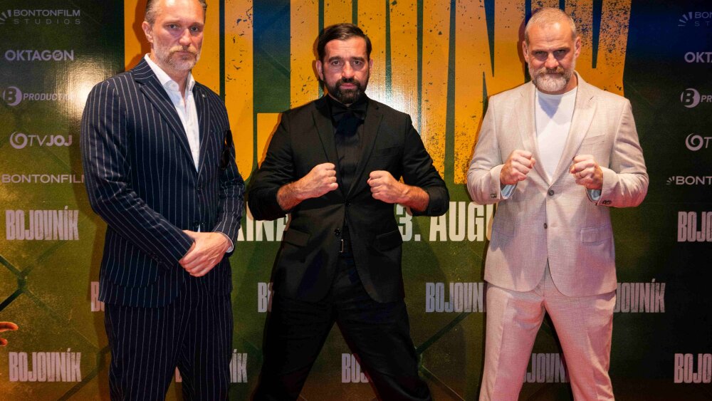 Marián Mitaš, Milan Ondrík a Ján Jackuliak_foto  Bontonfilm.jpg