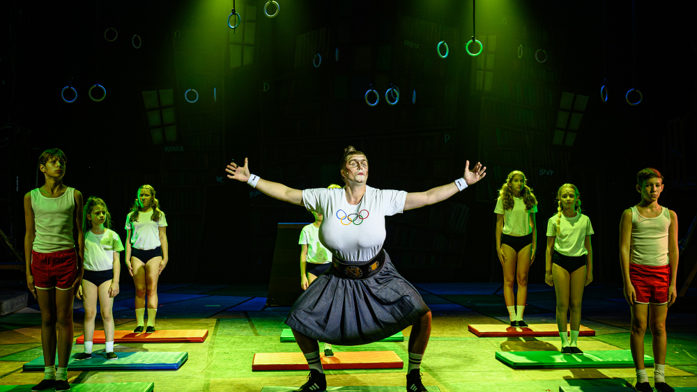 MATILDA, Darius Koci, company, foto Robert Tappert.jpg