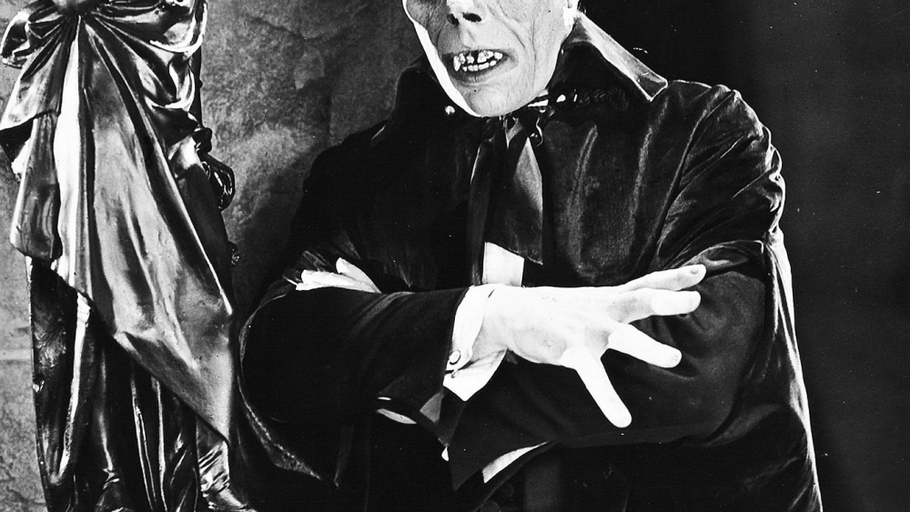 Lon_Chaney_as_The_Phantom.jpg