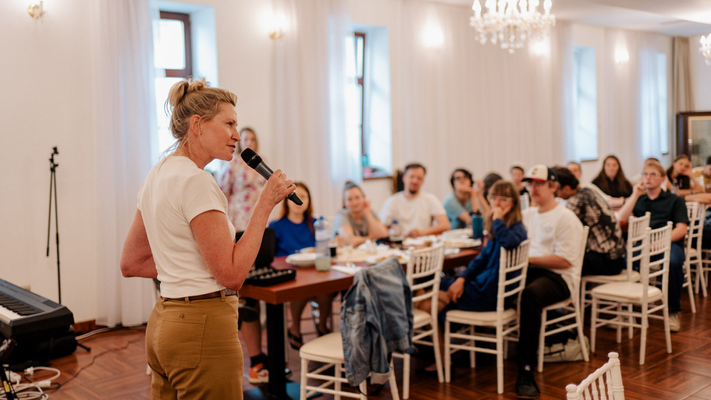 Workshop - Luba Mason (USA_SK - Broadway Performer).jpg