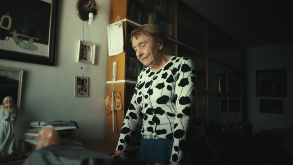 CO_DAL_NAM_DEN_photo_2 (by B†snenie).jpg