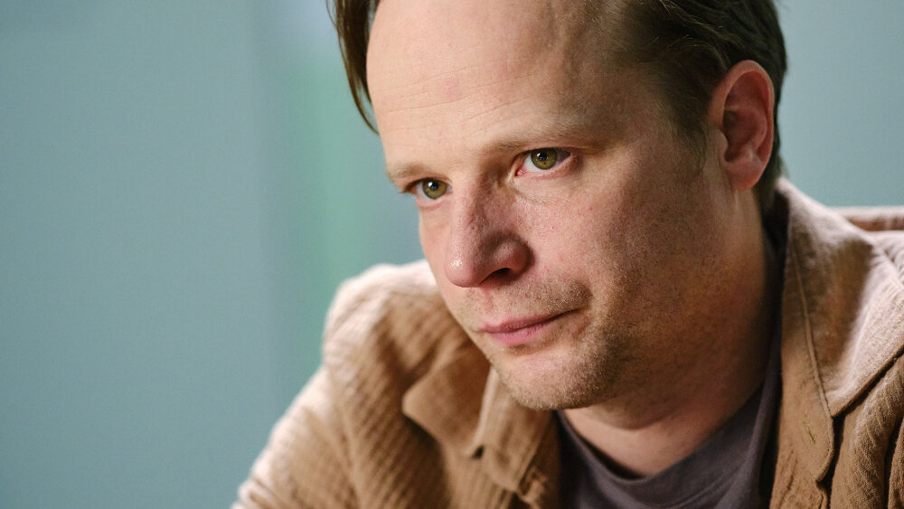 Tanec s medveďom_Kryštof Hádek ako Marek (zdroj Bontonfilm).jpg