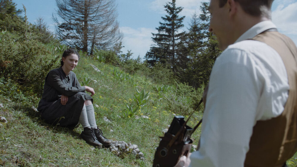 ablc_filmgrade_c034_h265.00_09_27_13.Still002 © Box Productions.jpg