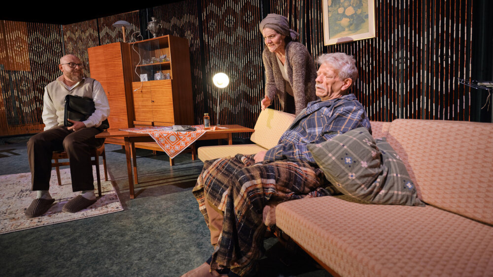 BRATISLAVSKÉ DIVADLO_Jana Oľhová_Richard Stanke_Ľuboš Kostelný_Foto Šymon Kliman_4.jpeg