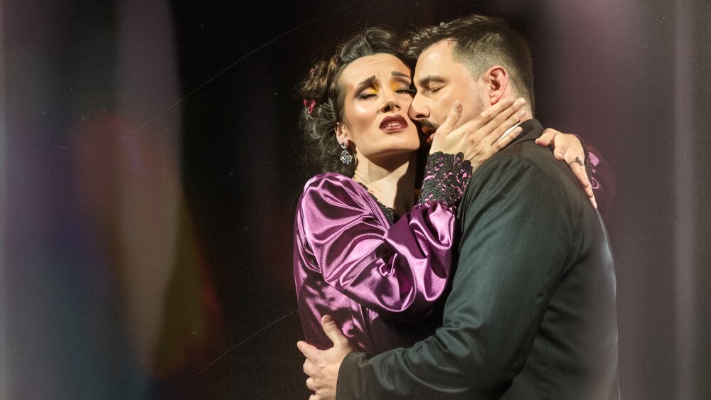traviata%20web%20%281%29.jpg