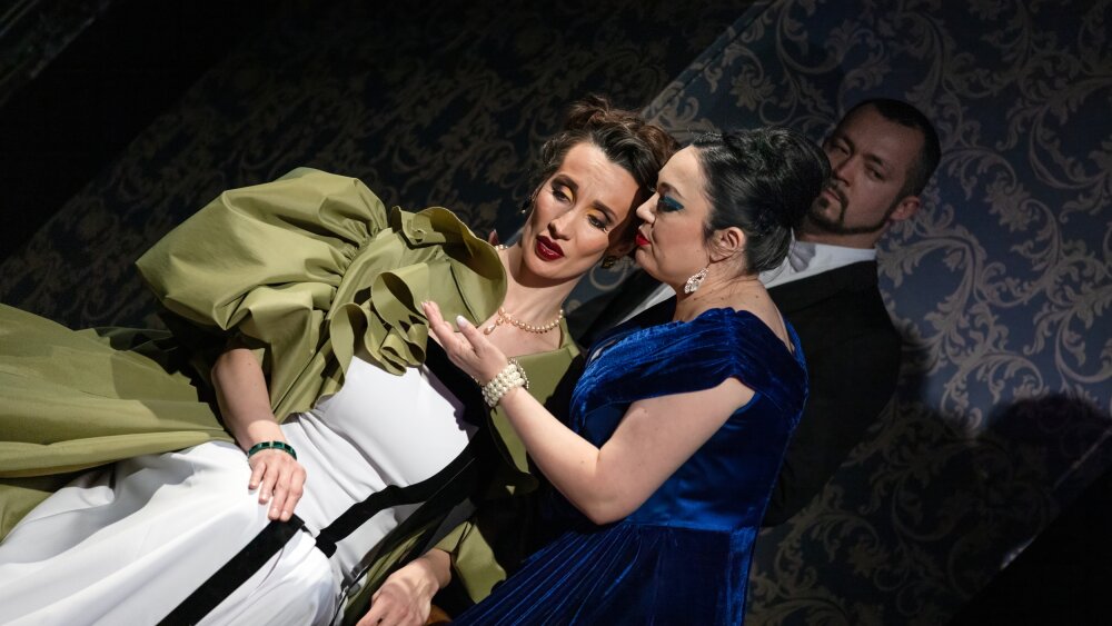 traviata%20web%20%2820%29.jpg