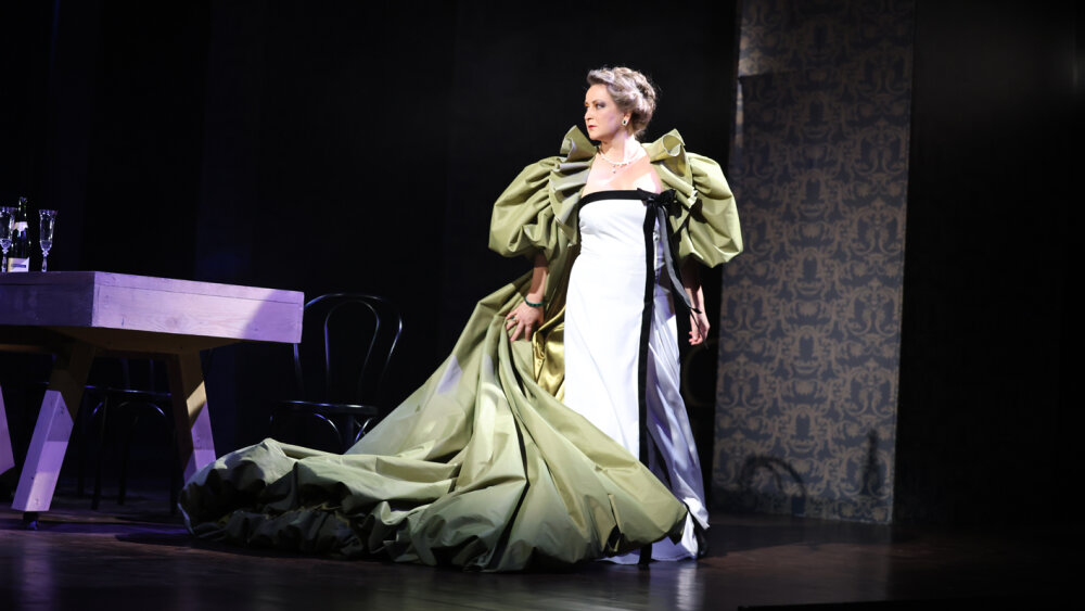 2traviata%20web%20%2822%29.JPG