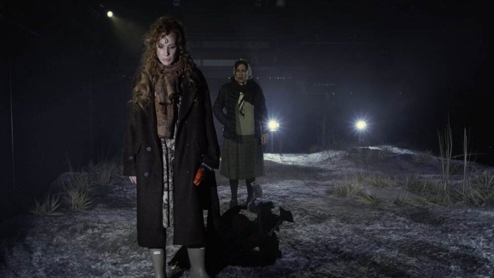 tana_pauhofova_hester_swanova_emilia_vasaryova_monica_murrayova_0.jpg