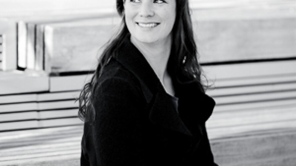 Christina-Landshamer-w.jpg