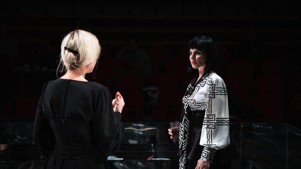 Obrázok v galérií - ona%20hovori%20on%20hovori%20%2825%29.jpg