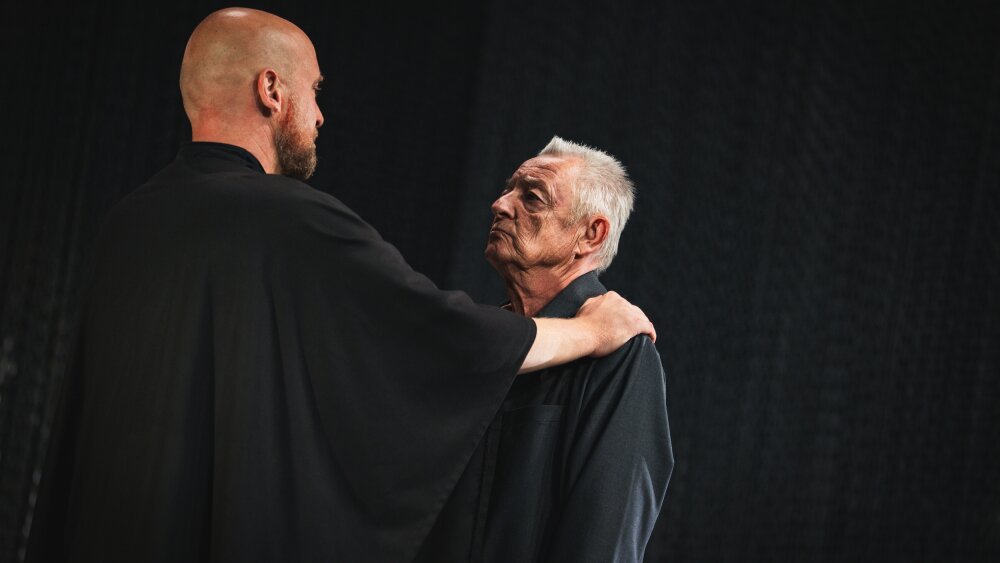 Obrázok v galérií - dievca%20na%20oltari%20%2811%29.jpg