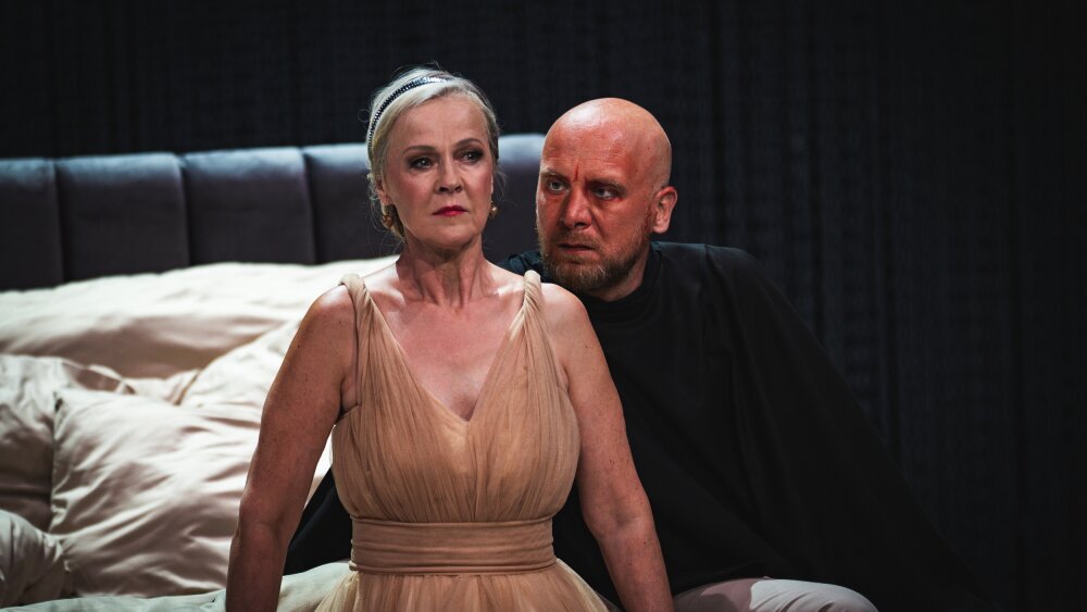 Obrázok v galérií - dievca%20na%20oltari%20%2831%29.jpg