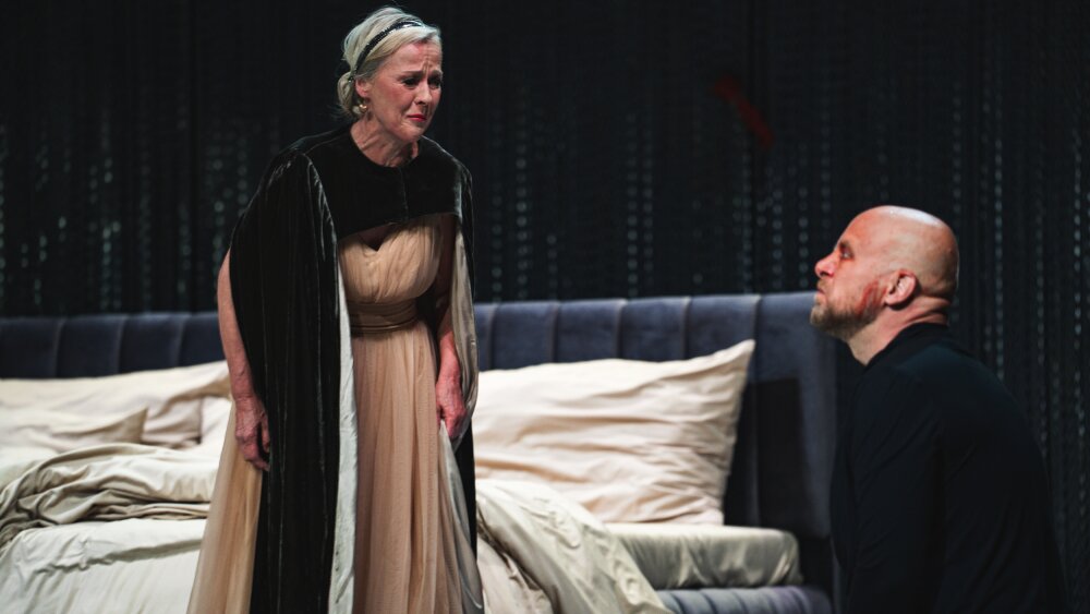 Obrázok v galérií - dievca%20na%20oltari%20%2835%29.jpg