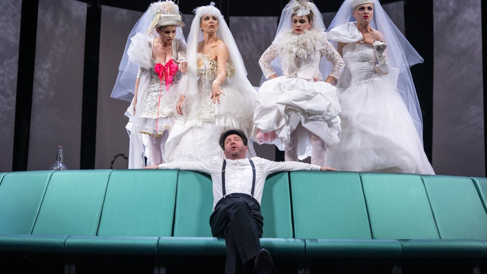 Obrázok v galérií - pan%20puntila%20%284%29.jpg