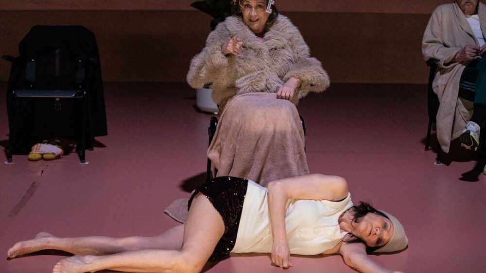 Obrázok v galérií - emilia_vasaryova_ucastnicka_starnutia_frantisek_kovar_ucastnick_starnutia_jana_olhova_ucastnicka_starnutia.jpg