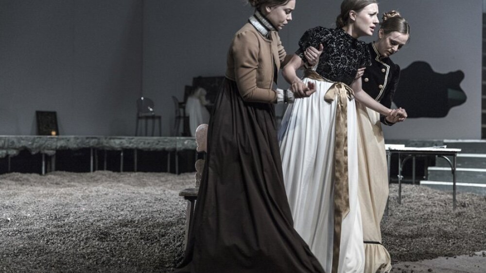 Obrázok v galérií - dominika_kavaschova_maria_natalia_germani_liza_sara_polyakova_amelie_bourienne_0.jpg