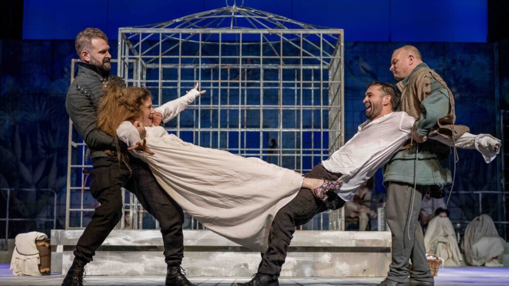 Obrázok v galérií - tomas_mastalir_pisano_jana_kovalcikova_erifila_milan_ondrik_floriano_gregor_holoska_tomas_0.jpg