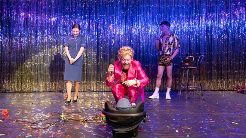 Obrázok v galérií - 6._anna_magdalena_hrobonova_joann_lubos_kostelny_mr._charles_lukas_herc_shane.jpg