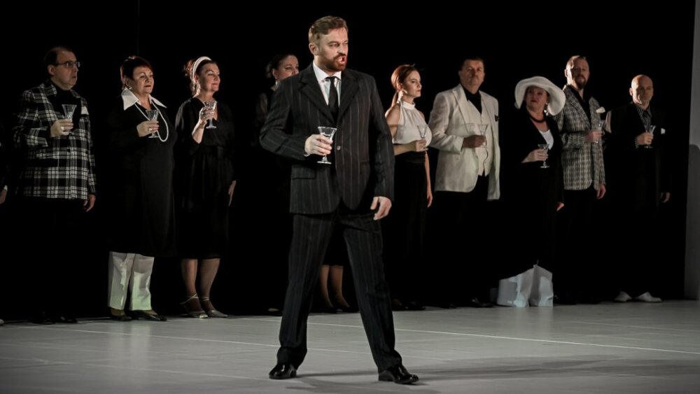 Obrázok v galérií - _olb0903_pavol_brslik_zbor.jpg