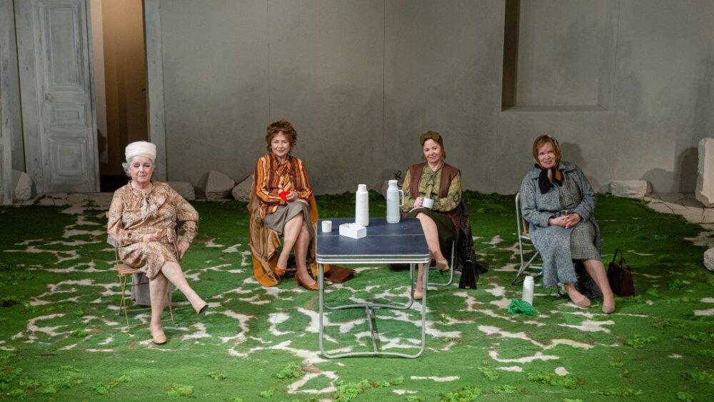 Obrázok v galérií - hlavna_bozidara_turzonovova_sally_emilia_vasaryova_pani_jarretovakamila_magalova_lenaanna_javorkova_vi.jpg