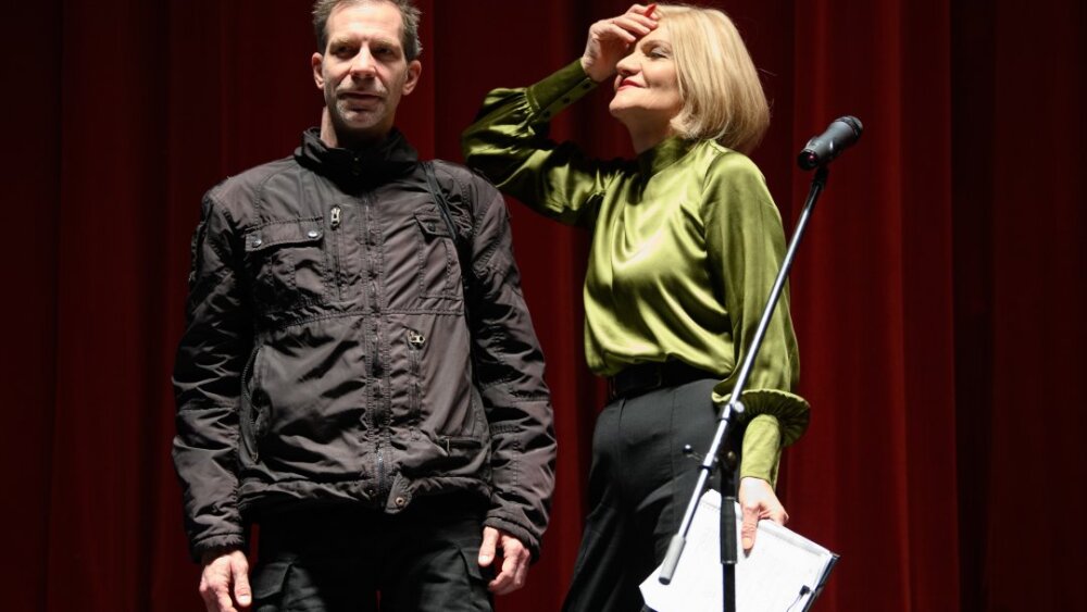 Obrázok v galérií - ondrej_koval_ochrankar_jana_olhova_promoterka.jpg