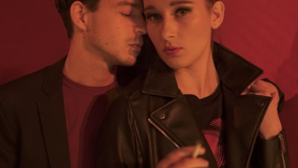 Obrázok v galérií - david_hartl_syn_anezka_petrova_dievca.jpg