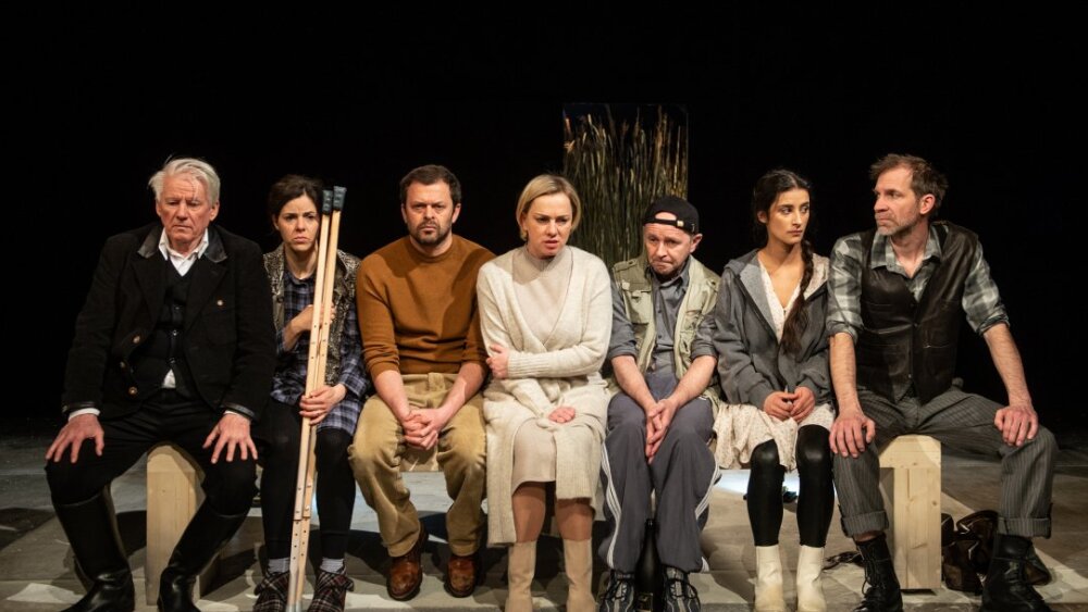 Obrázok v galérií - emil_horvathbandi_sulekivana_kuxovaetuskaalexander_bartaattila_monika_hilmerovairenavladmir_obsilpali_kovacjanka_balkovaanitaondrej_kovalbela.jpg