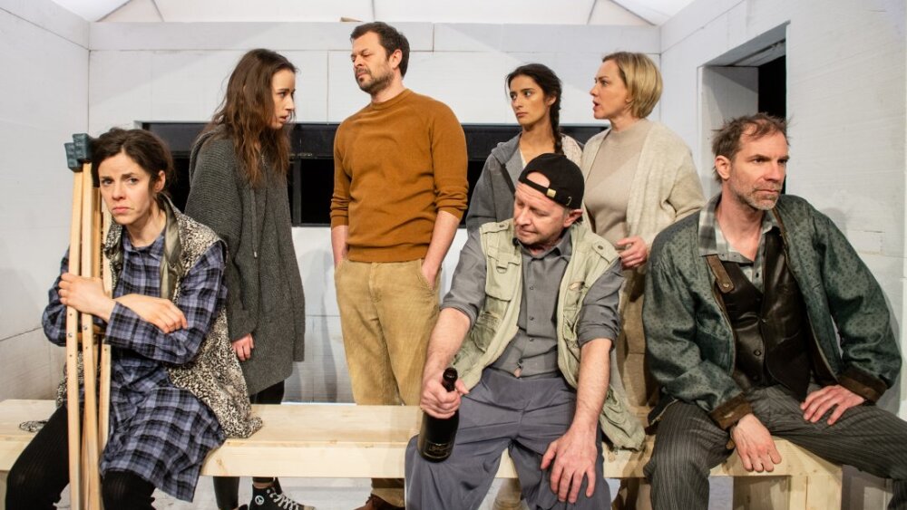 Obrázok v galérií - ivana_kuxovaetuskaanezka_petrovarozialexander_bartaattilajanka_balkovaanitavladimir_obsilpali_kovac_monika_hilmerovairena_ondrej_kovalbela.jpg