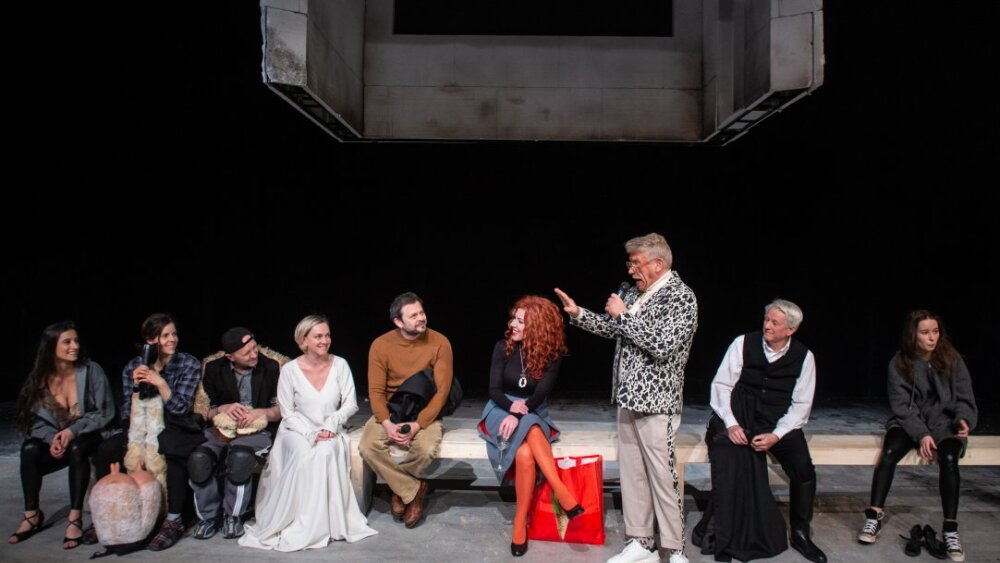 Obrázok v galérií - janka_balkova_ivana_kuxovavladimir_obsil_monika_hilmerova_alexander_barta_gabriela_dzurikova_richard_stanke_emil_horvath_anezka_petrova.jpg