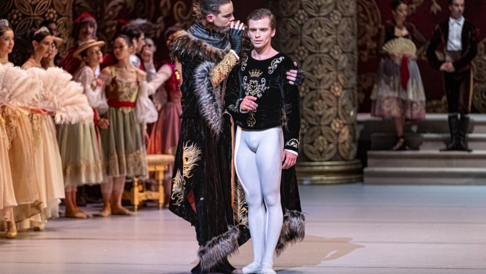 Obrázok v galérií - andrej_szabo_rothbart_a_viacheslav_krut_princ_siegfried.jpg