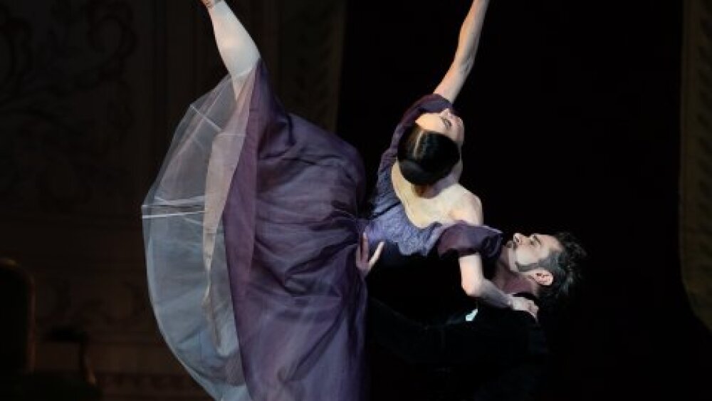 Obrázok v galérií - olga_chelpanova_tatiana_a_andrea_schifano_onegin_foto_teodoro_caravati.jpg