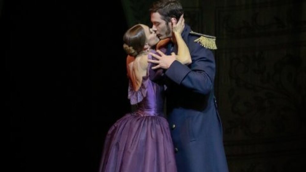 Obrázok v galérií - romina_kolodziej_tatiana_a_mergim_veselaj_gremin_foto_filip_manca.jpg